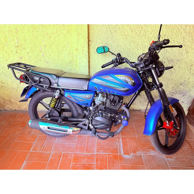 La Moto Viene Con 2 Cascos