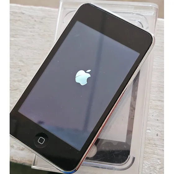iPod Touch 3ra Generación 32gb Para Colección O Repuestos