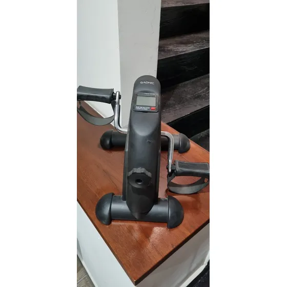 Mini Bicicleta Pedalera Rehabilitacion Portatil Con Display