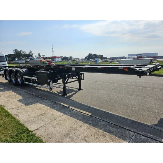 Bug De Container Noma Ano 24 0km 40 Pés Com Pneus 2 Erguedor