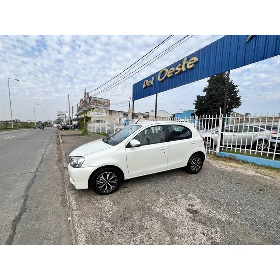 Toyota Etios 1.5 Platinum At