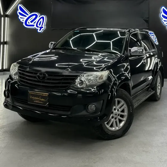Toyota Fortuner 2011 2.7l 4x2 At