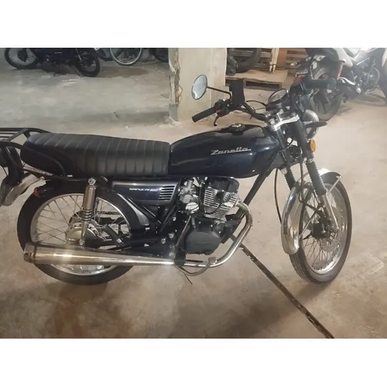 Moto Zanella Sapucai 150