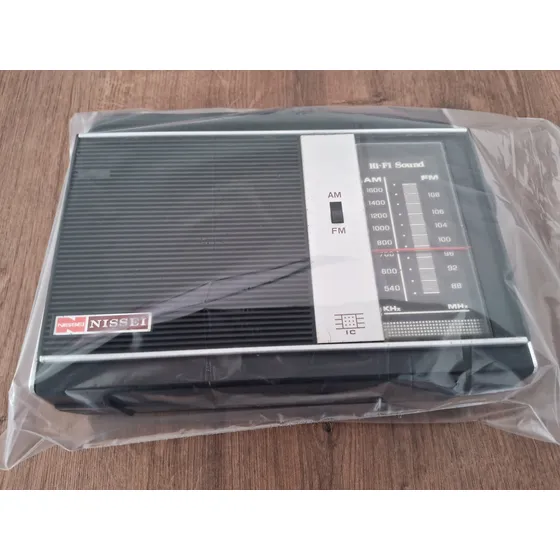 Radio Antigo Nissei Am/fm Rpf-21 Pilhas/luz Ñ Motoradio Lê A
