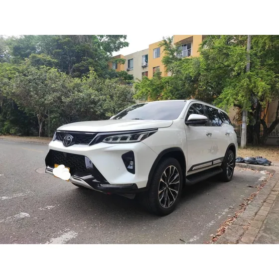 Toyota Fortuner 2.8l