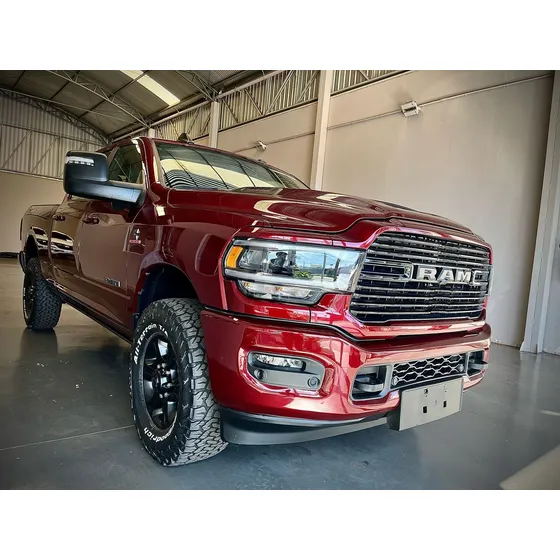 Ram Ram 2500 6.7 Laramie Night Edition Cab. Dupla 4x4 Aut. 4p