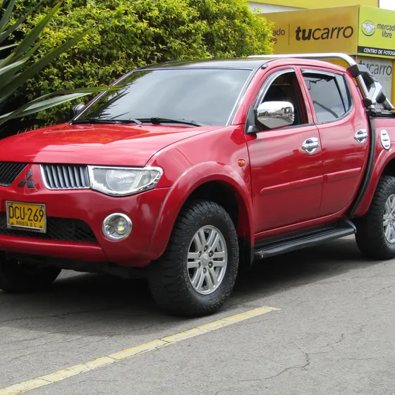 Mitsubishi L200 2009 3.2 Sportero