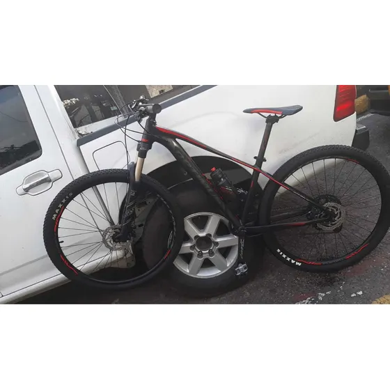 Bicicleta Optimos Mtb Rin 29×22 Color Negra