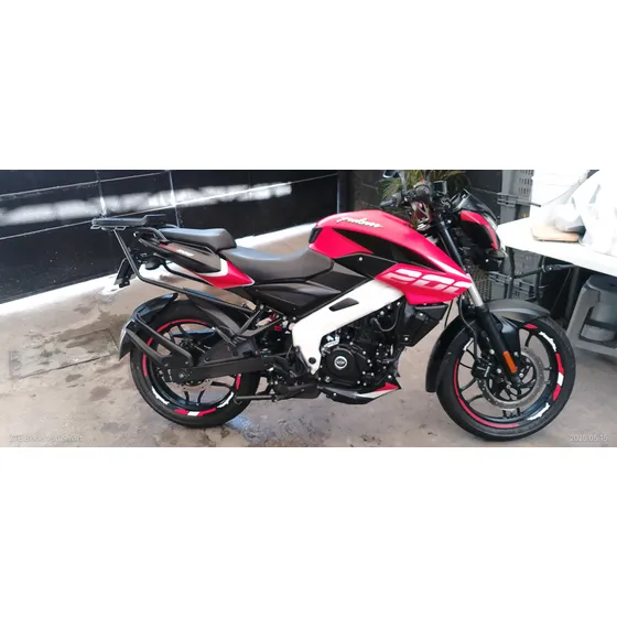 Pulsar 200 Ns
