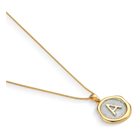 Colar Com Inicial De Letra Miolo Prata E Banhado A Ouro 18k