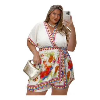 Macaquinho Feminino Decotado Estampado Soltinho Plus Size Macaquinho Feminino Decotado Estampado Soltinho Plus Size