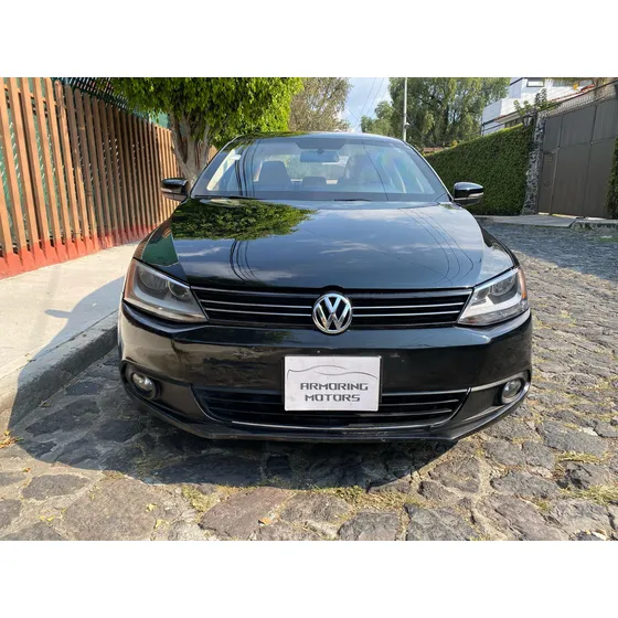 Volkswagen Jetta 2.5 Sport Tiptronic At