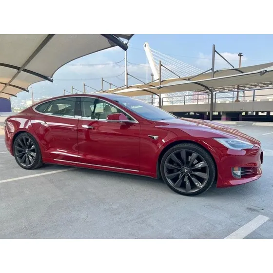 Tesla Model X 60d