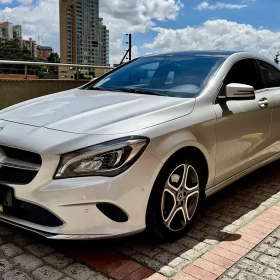 Mercedes-Benz Clase Cla 2018 1.6 180 Urban