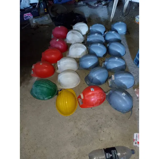 Casco Para Construccion Color Rojo Gris Blanco