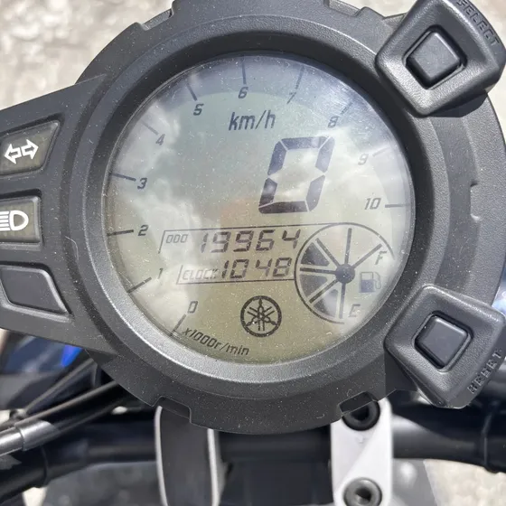 Yamaha Yw125x - Bws125x Color: Negro Azul Modelo: 2019 Tráns