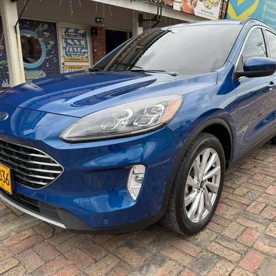 Ford Escape 2022 Titanium 2.5cc At Aa 4x4