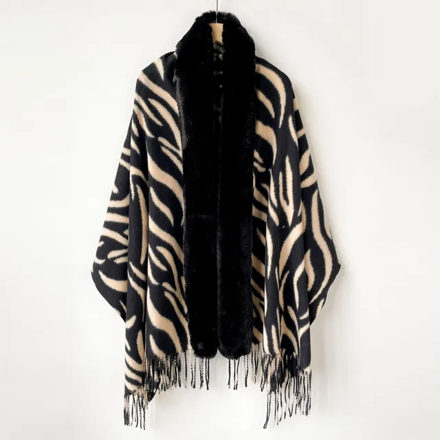 Ruana Chal Capa Con Cuello De Piel Varios Diseños - Qr!