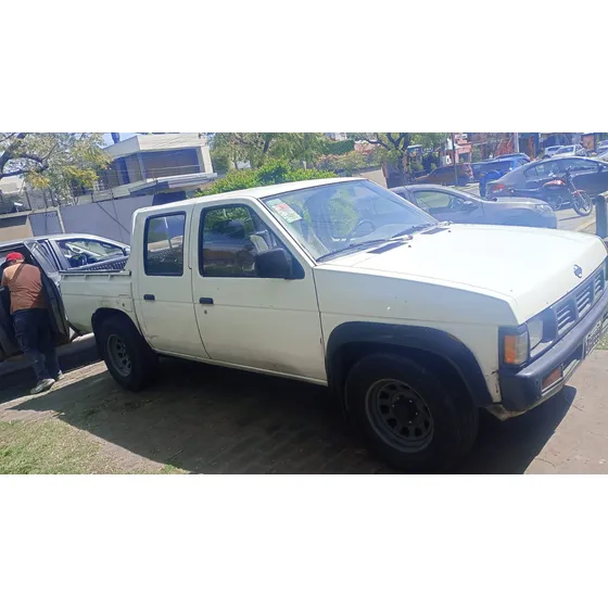 Nissan Pick Up 2.7 Dx 4x2 King Cab D