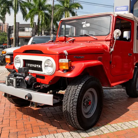 Toyota Land Cruiser Lc 40 Fj40 Mt 4.2 4x4 1976