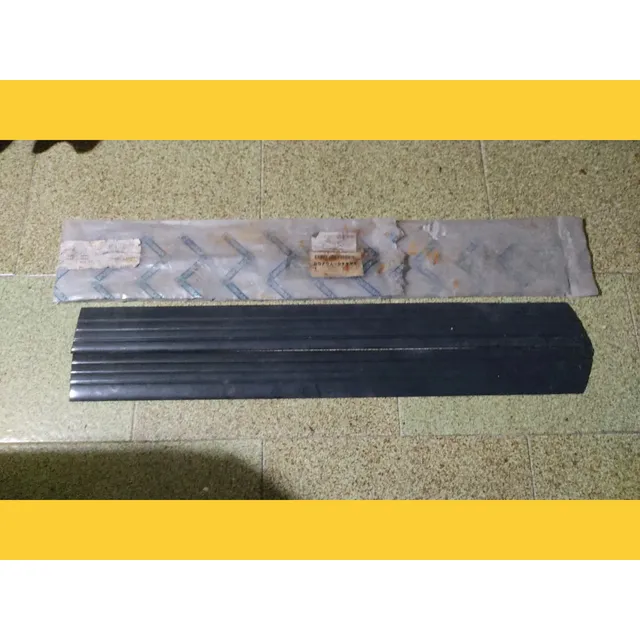 Juego Platina Puerta Trasera Derecha Y Izquierda Sentra B13