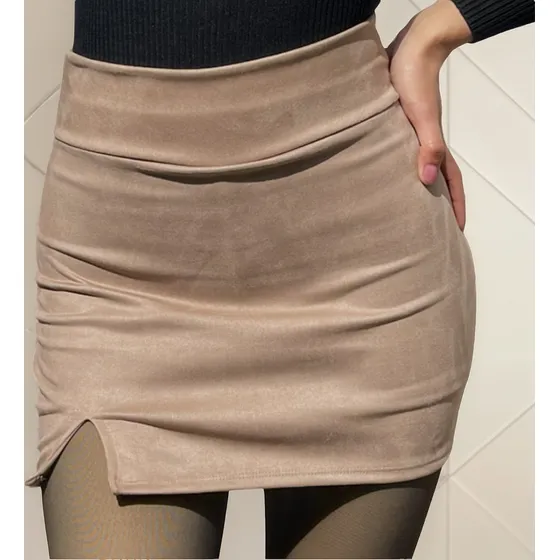 Falda Short Gamuza Mujer