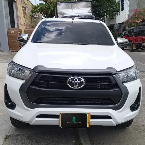 Toyota Hilux 2022 2.7l