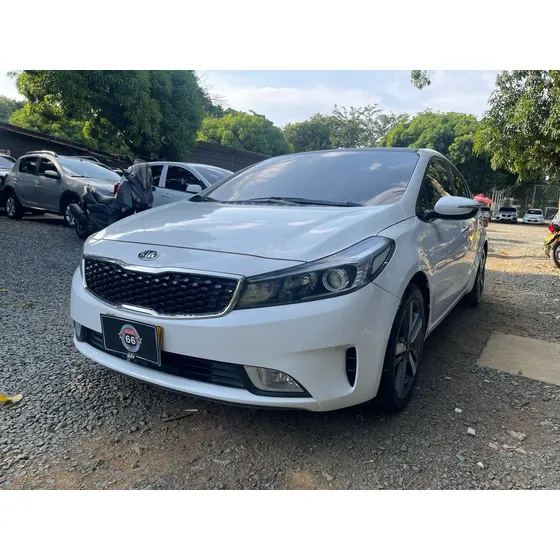 Kia Cerato Pro 1.6l Zenith At