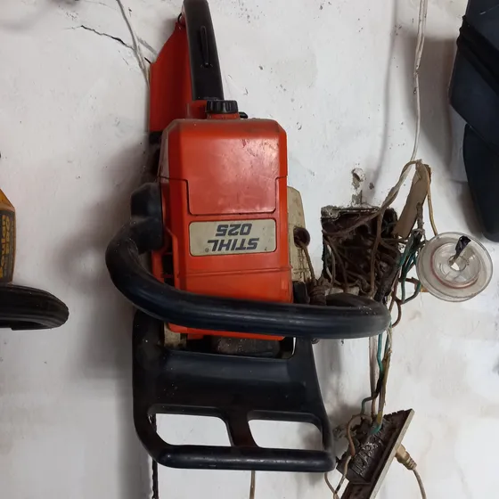 Motosierras  A Gasolina