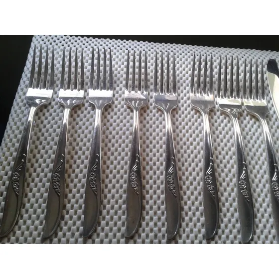 Cubiertos Con Baño De Plata Marca Oneida