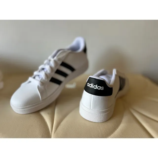 Calzado Deportivo, adidas