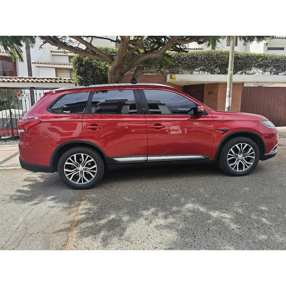 Mitsubishi Outlander 2wd 2.0glx Cvt