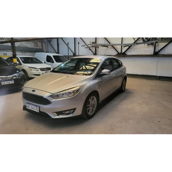 Ford Focus 2.0