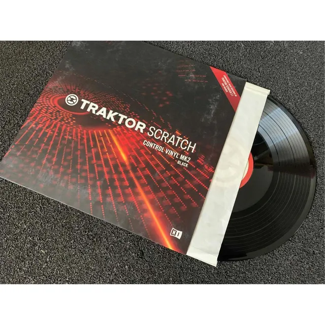 Control Vinyl Traktor Scratch Usado