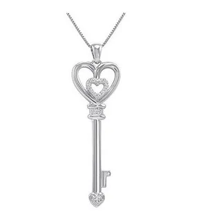 Collar Con Forma De Corazón De Diamantes En Forma De Corazón Collar Con Forma De Corazón De Diamantes En Forma De Corazón