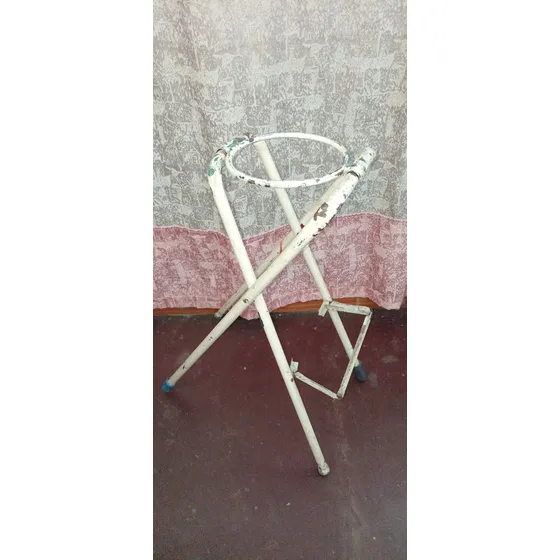 Base Para Botellón De Agua Loligo