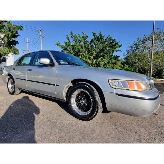 Ford Grand Marquis Ls Digital At