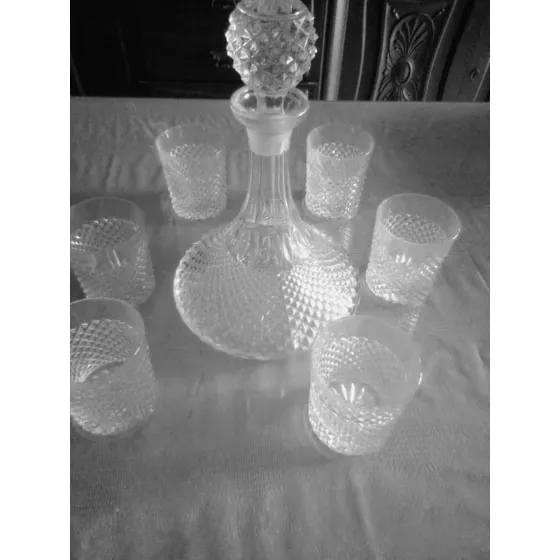 Licorera-decantador  Cristal Vintage Tallado. Con 6 Vasos