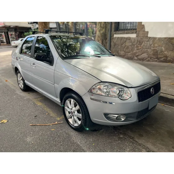 Fiat Siena Essence 1.6 16v
