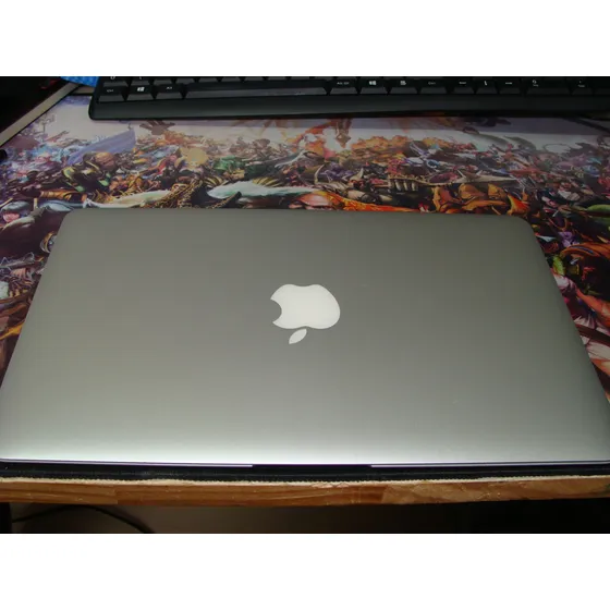 Apple Macbook Air 11'' Intel 1.6ghz Dual Core I5 A1370 Prateado