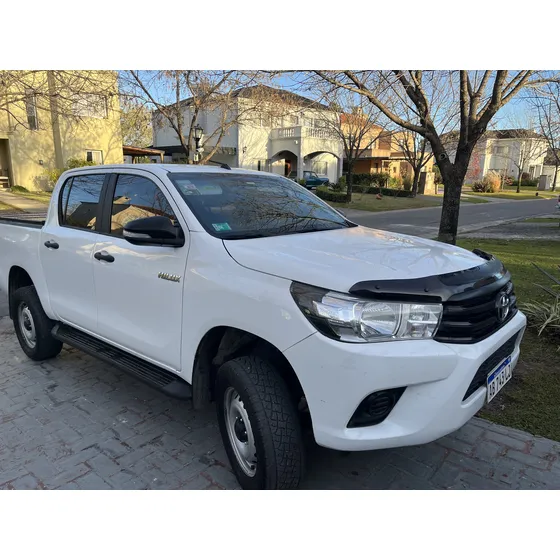 Toyota Hilux Dx 4x2