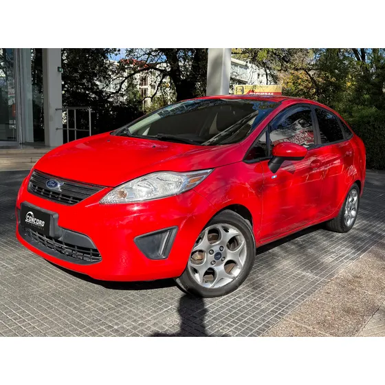 Ford Fiesta Kinetic 1.6 Design Sedan 120cv Trend Plus