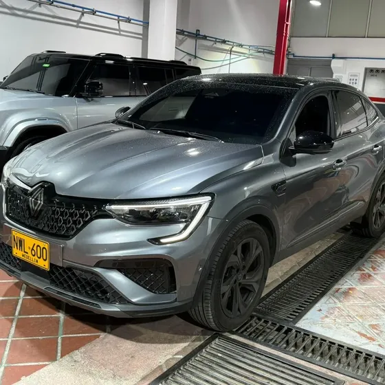 Renault Arkana 2025 Esprit Alpine At 1300cc T 4x2 6ab