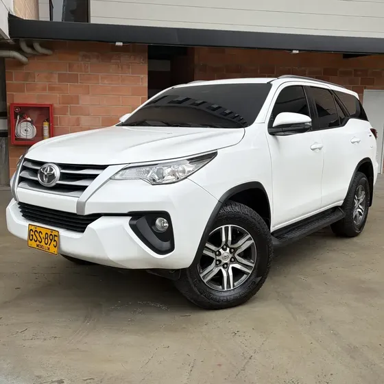 Toyota Fortuner 2020 2.4 Street At 7as