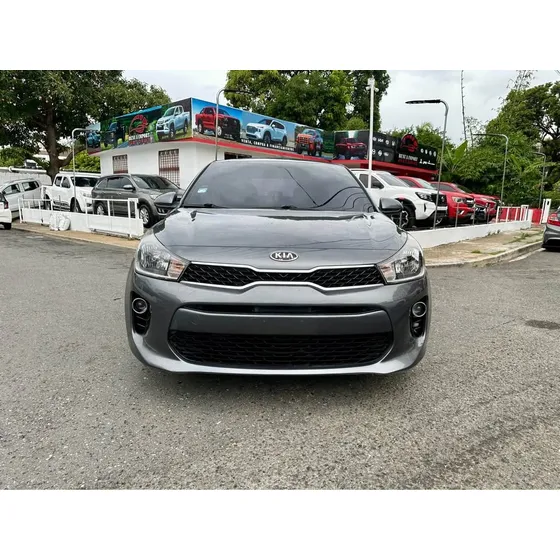 Kia Rio Americano