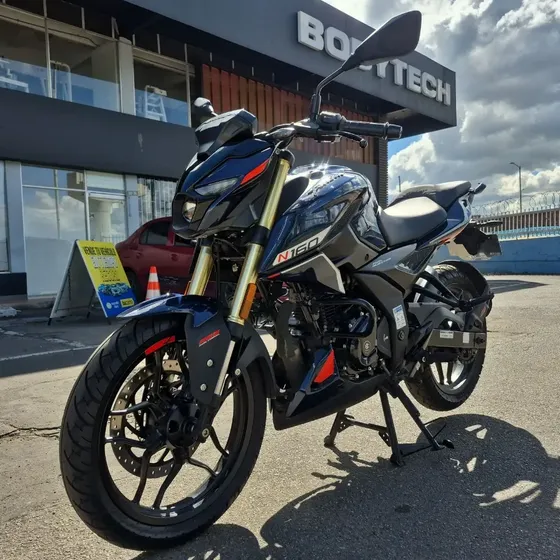 Bajaj Pulsar N160 Premie
