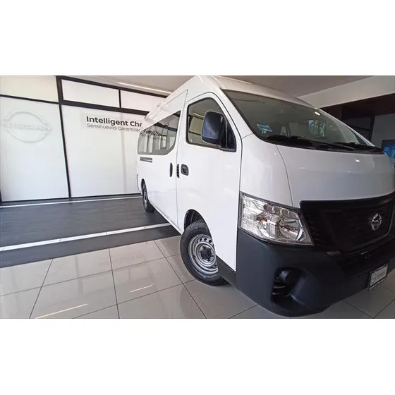 Nissan Urvan 2.5 Panel Ventanas Amplia Paquete Seguridad Mt