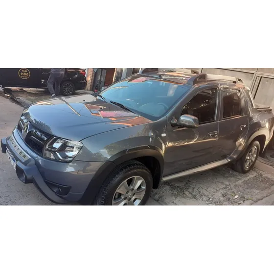 Renault Duster Oroch 2.0 Outsider Plus