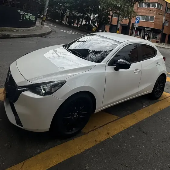 Mazda 2 2023 1.5 Touring