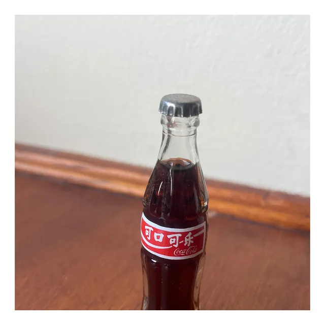 Botella Miniatura Coca Cola De Colección. China